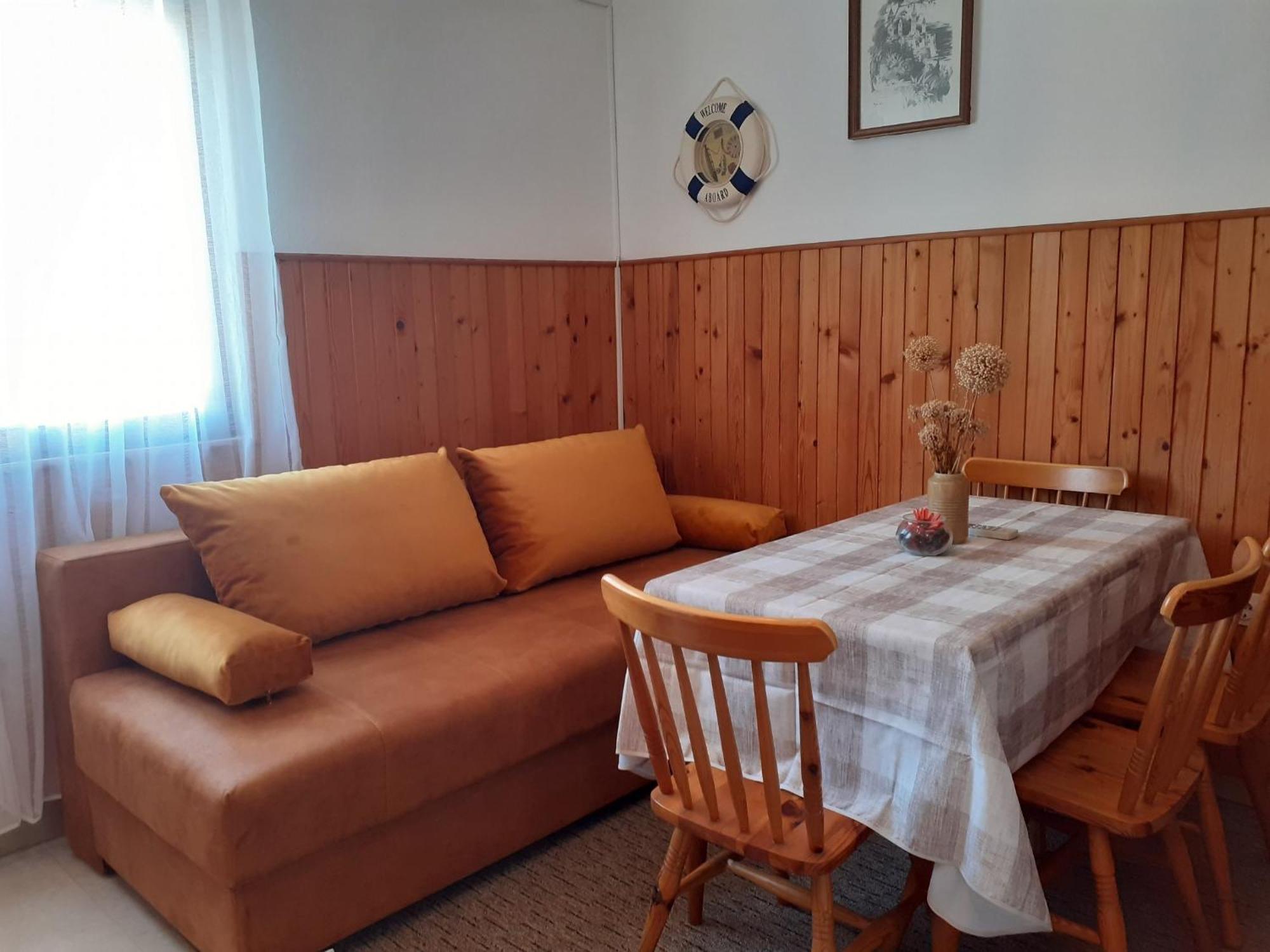 Apartment Simunec Малинска Номер фото